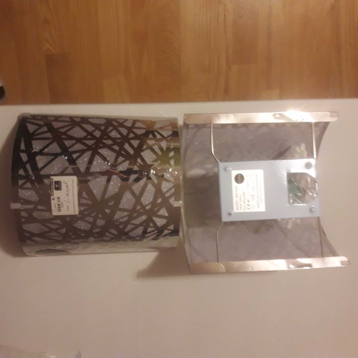 Kinkiety 2 szt. srebrne z tworzywa