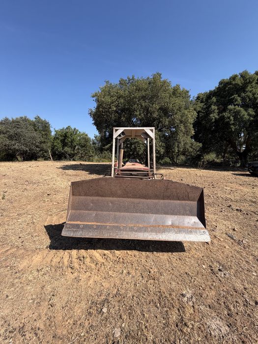 Tractor de rastos Bulldozer Massey Ferguson 174C