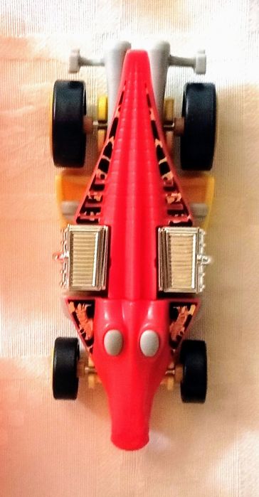 Kinder Maxi Hotwheels 2024.