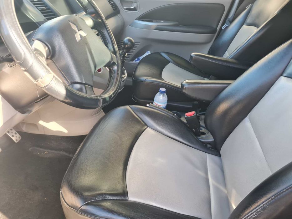 Carrinha Mitsubishi Grandis 2.0 DI-D insport