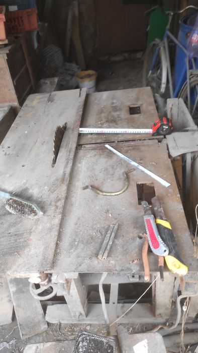 Станок деревообробний