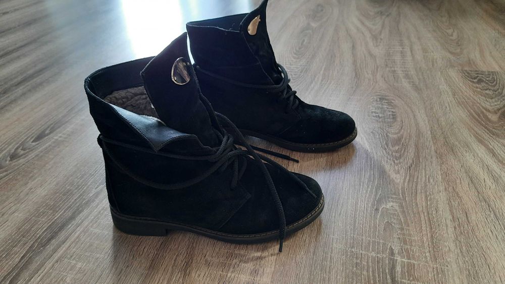 зимние замшевіе  ботинки