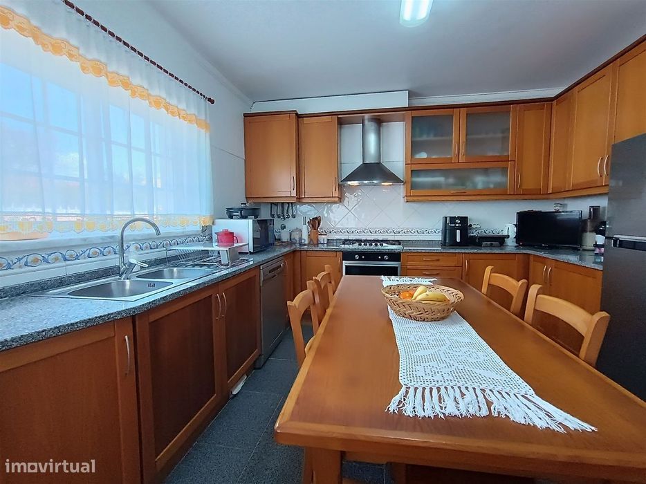 Moradia Isolada T4+1 Venda em Carvoeira,Mafra