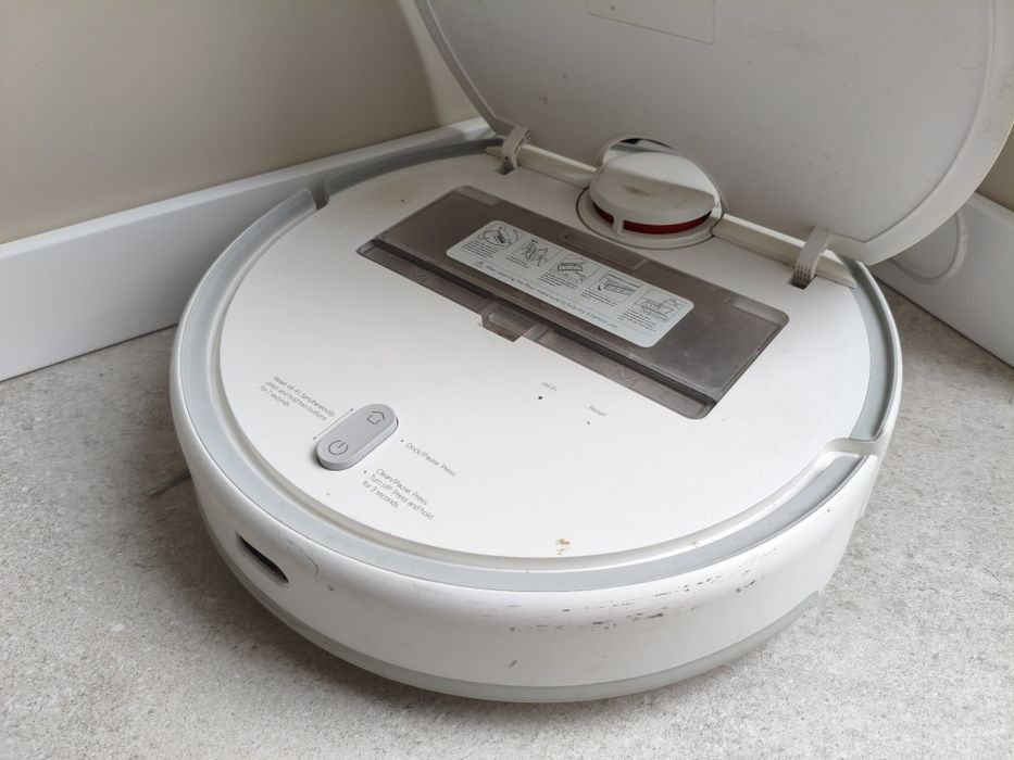 Робот пилосос Xiaomi Mi Robot Vacuum-Mop 2 Pro White