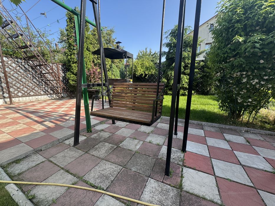 Добротний, облаштований будинок Р-н Масляниківка.