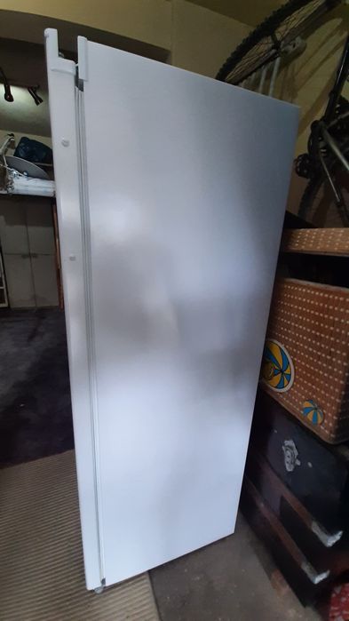 Arca congeladora vertical64738412524675124
