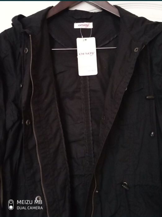 Жіноча вітровка Orsay,48-50.