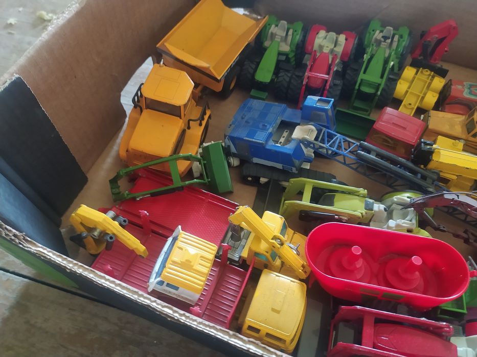 Złom modelaeski siku matchbox joal