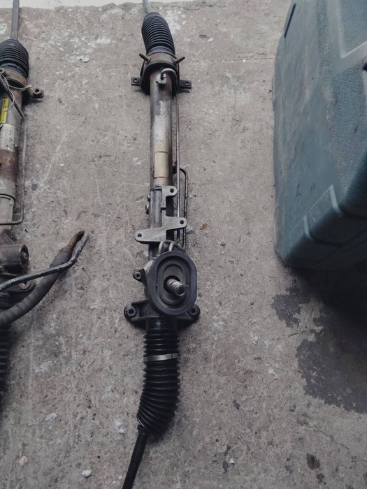 Рульові рейки,гідрачі