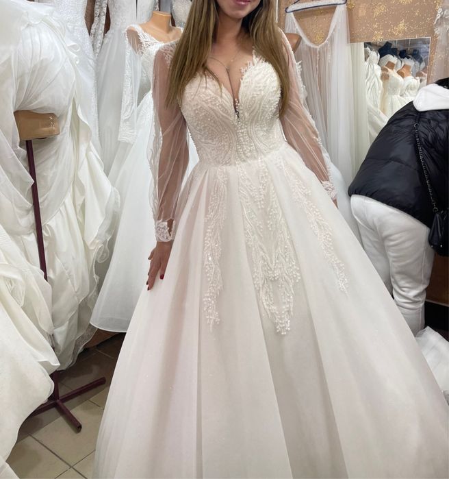 Продам нову весільну сукню