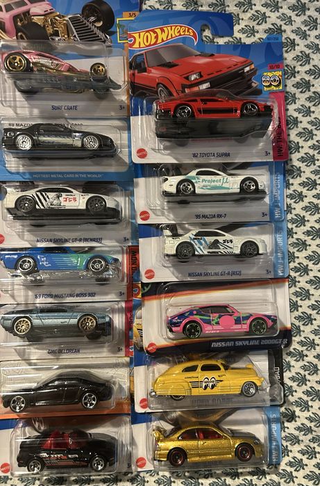 Hot Wheels Toyota , Porsche, Nissan, BMW3 Treasure, Barbie
