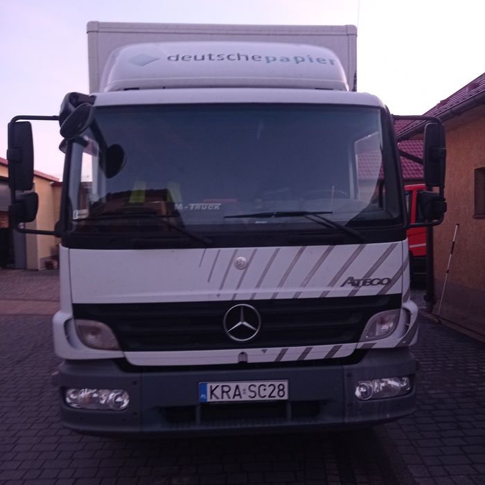 Mercedes Benz Atego 1223 z windą