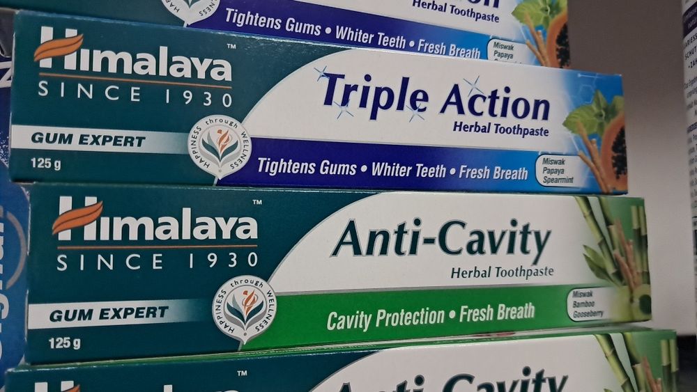 Himalaya зубна паста 75-125мл , лікувальна (відправка  від  20 шт)