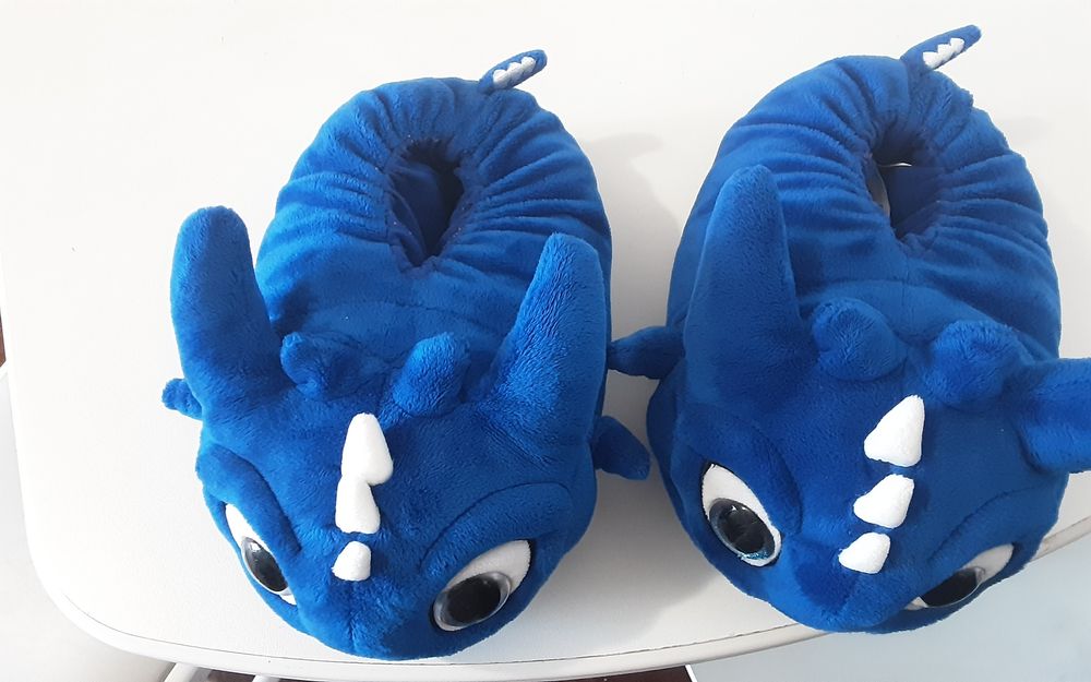 Pantufas criança dragao