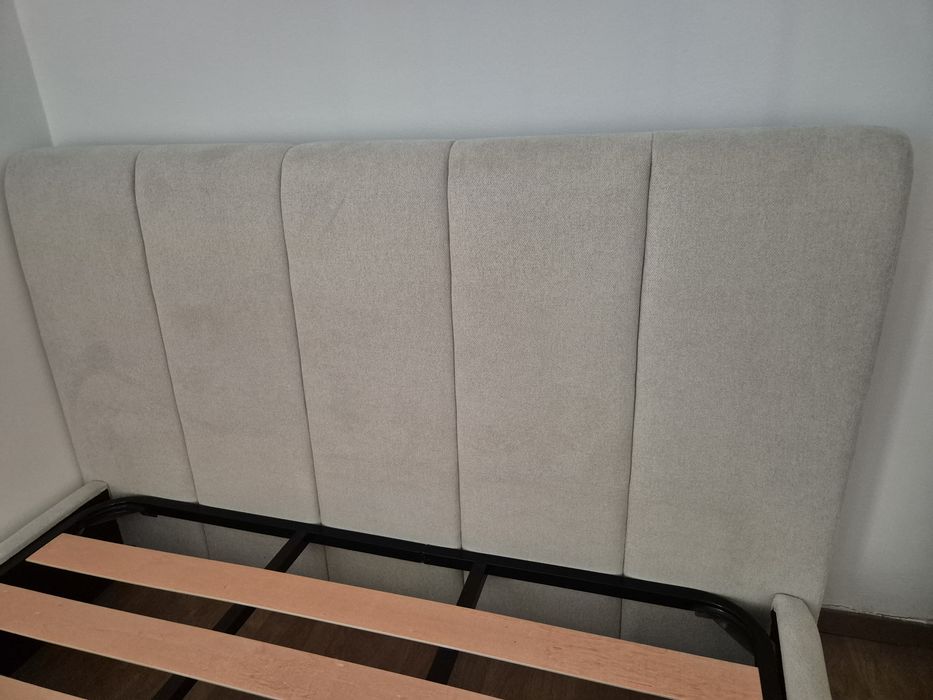 Cama de Casal 160x200 – Pouco Uso