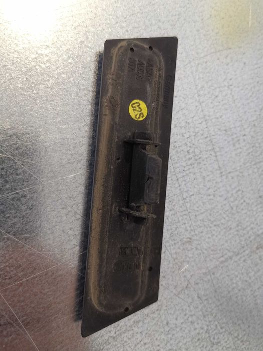 Emblemat audi Sq7 przedni używany