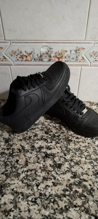 Tênis pretos n36 / 37 Nike