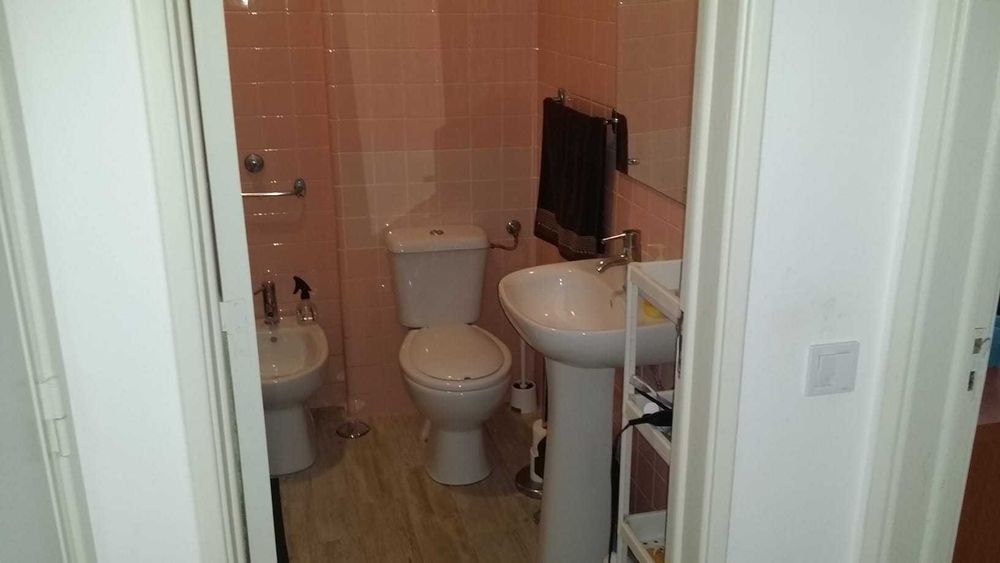 Quarto para arrendar