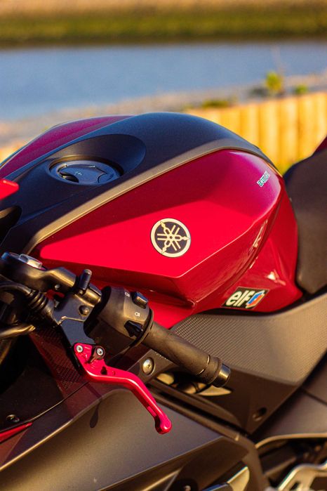 Yamaha YZF R125 2018, Muito bem estimada e Cheia de Extras