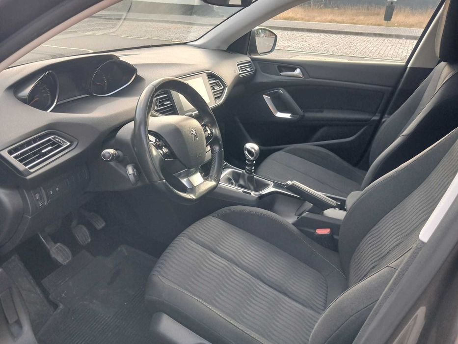 Peugeot 308 II SW