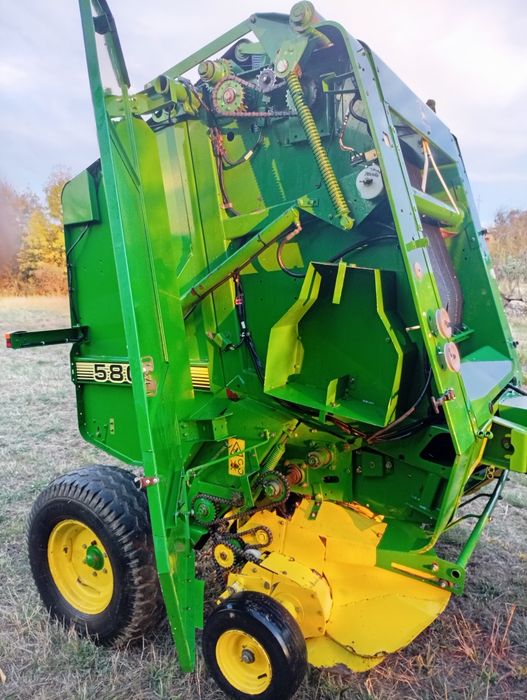 Enfardadeira de rolos John Deere 580