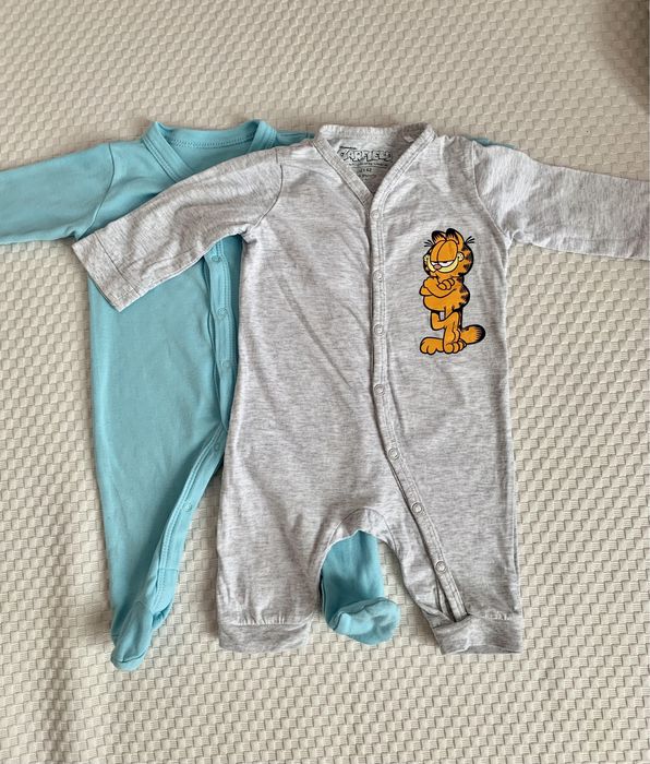 Pajacyki dla niemowlaka r. 62