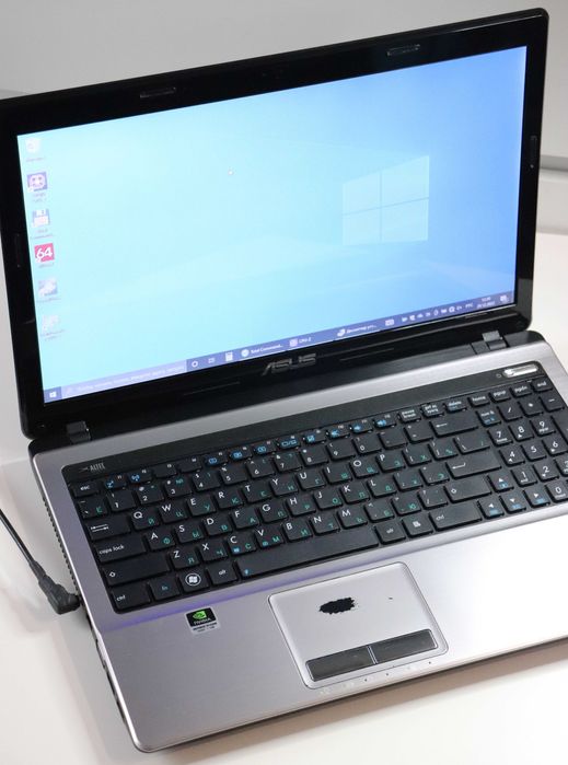 ASUS K53SJ - Core i3-2310M GeForce GT520M, 6GB DDR3, SSD 120GB HDD 500