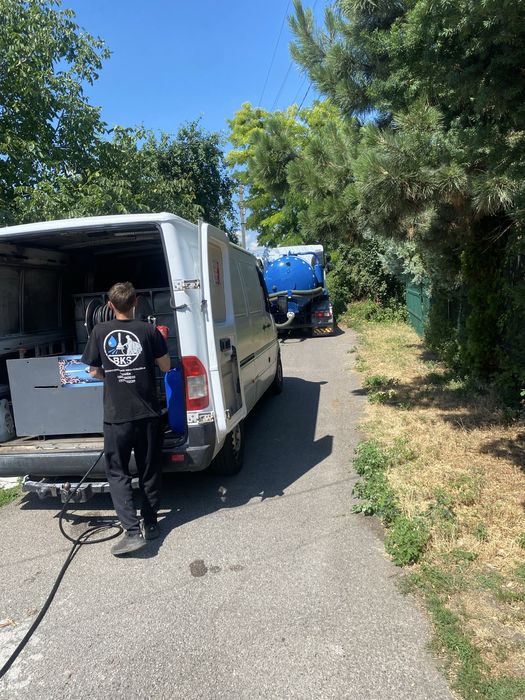 Прочистка каналізації чистка труб канализации