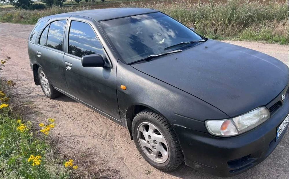 Продам машину Nissan Almera