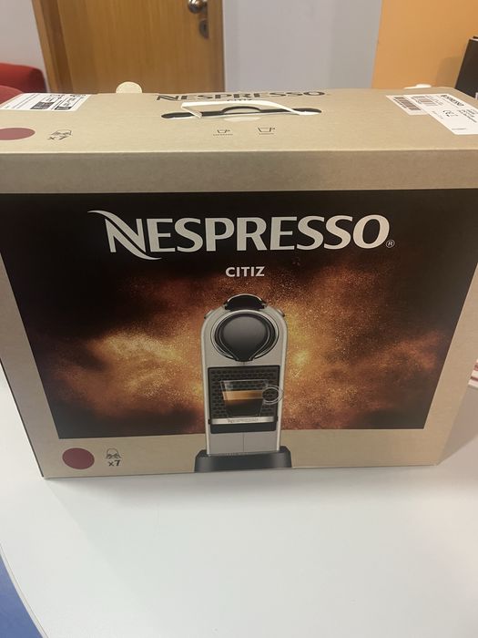 Maquina de cafe Nespresso citiz NOVA