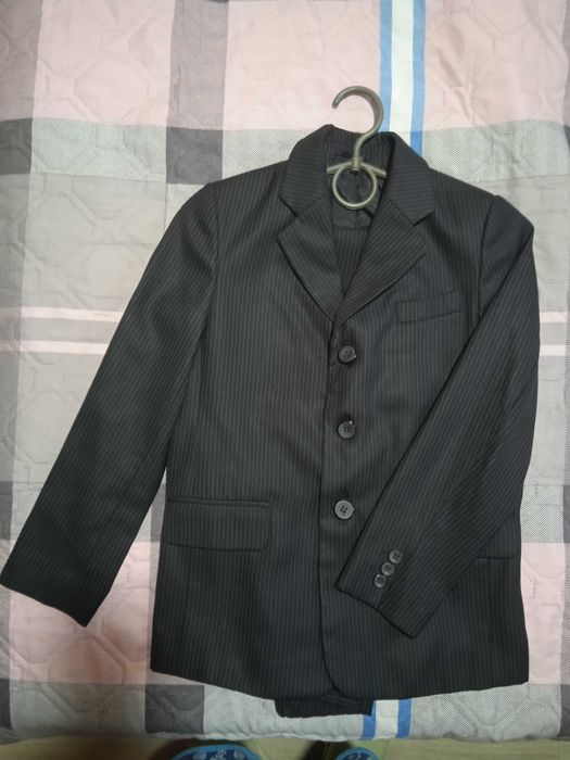 продам детский костюм