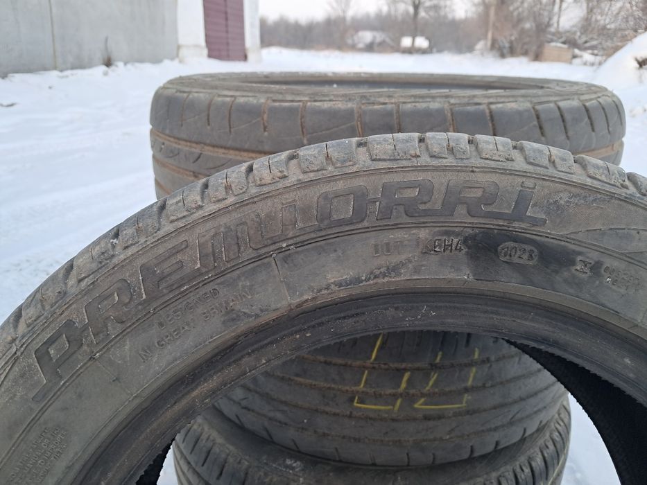 Продам 4 шини Літо.