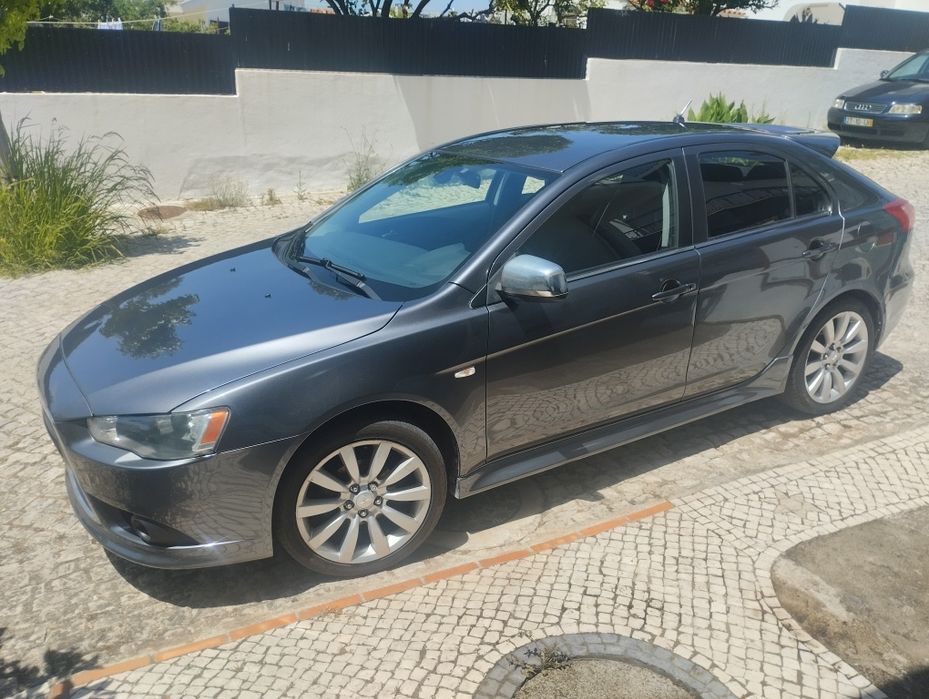 Mitsubishi Lancer 2.0   140cv