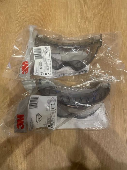 Dwie pary Gogle ochronne 3M 2890 okulary robocze wentylowane