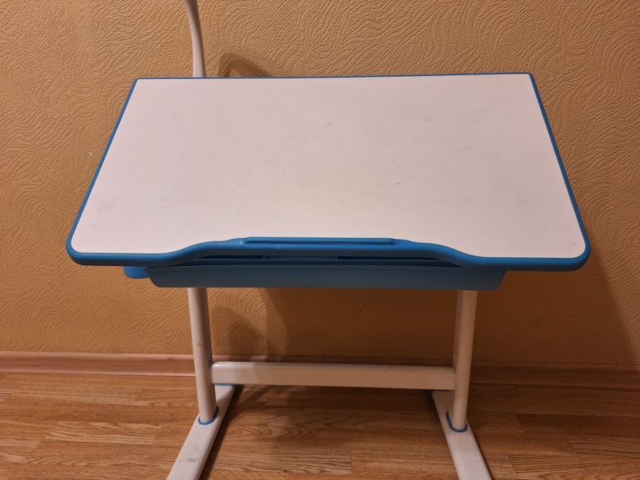 Детская парта стол трансформер Fundesk с лампой!