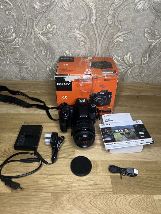 Дзеркальний фотоапарат Sony Alpha SLT-A58 (DT 18-55mm f/3.5-5.6 SAM II