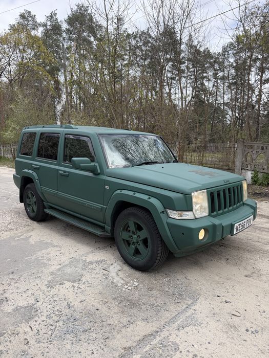 Jeep Commander 3.0 дизель автомат 4*4