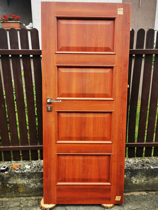 Drzwi wewnętrzne Porta prawe 80 wiśnia różne WC