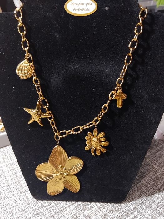 Bejuteria em aço inoxidável