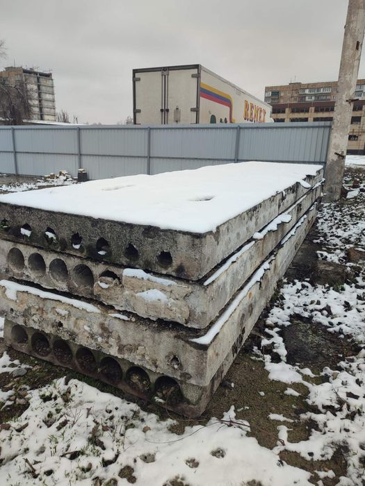 Плиты перекрытия  кирпич белый