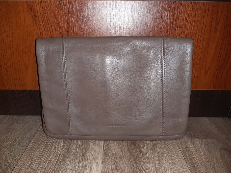 Сумка-клатч "Tucano ONE PREMIUM CLUTCH" 11'' /IPAD