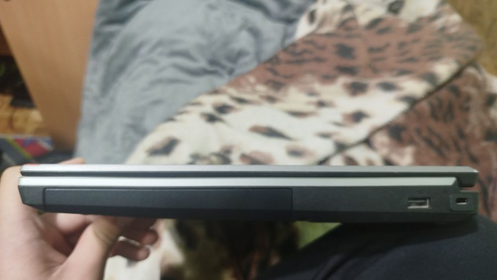 Fujitsu Celsius H760 / 15.6"