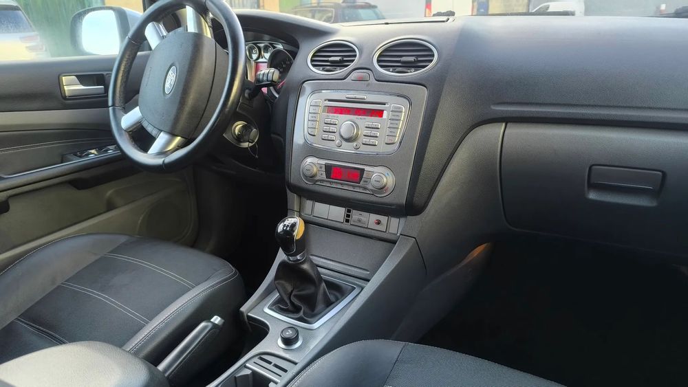 Ford Focus SW 1.6 TDCi Titanium 17