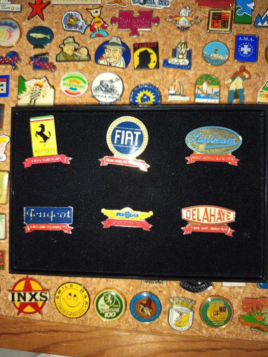 Pins de automóveis