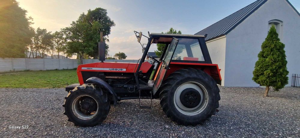 Ciągnik rolniczy URSUS 1204 4x4