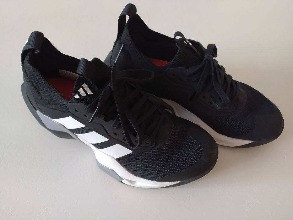 Adidas rapidmove adv 2 uk 6.5 fr 40 Black чорні