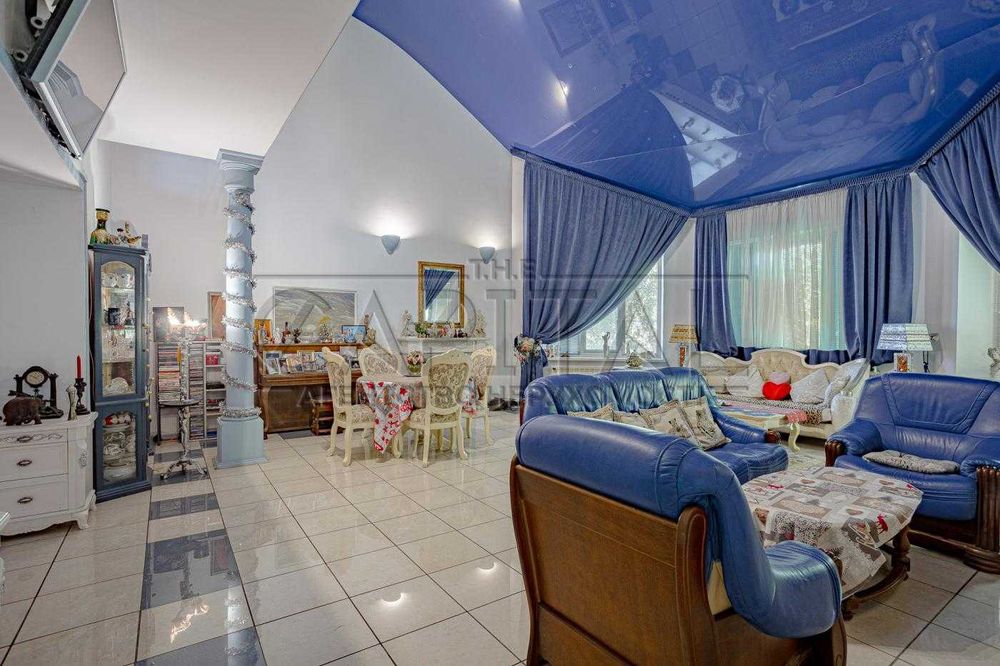 Терміново! Продаж будинку, 400м2, 12 сот. ділянка, Гнідин