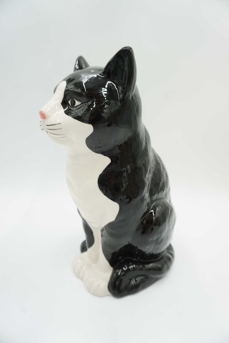 PIĘKNA porcelanowa figurka kotek