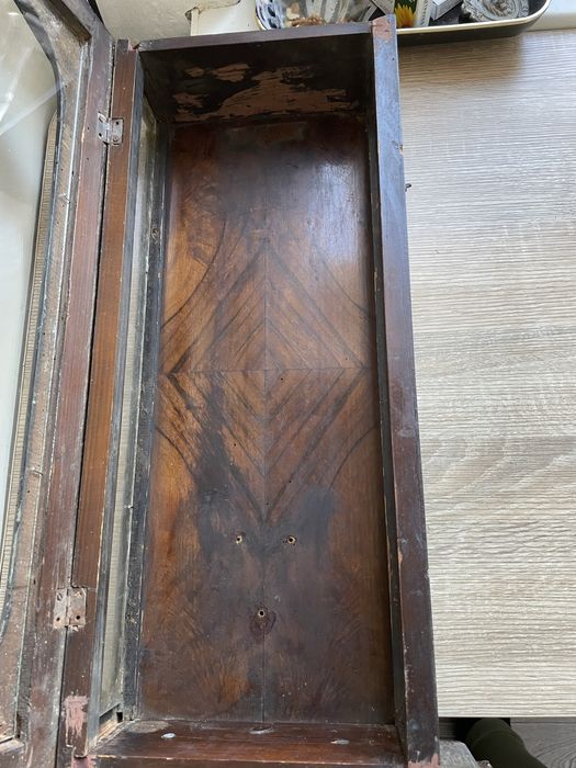 Корпус настінного годинника.