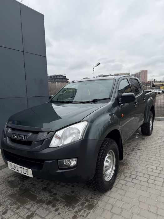 Isuzu D-MAX 2.5  бі-турбо 2012 року
